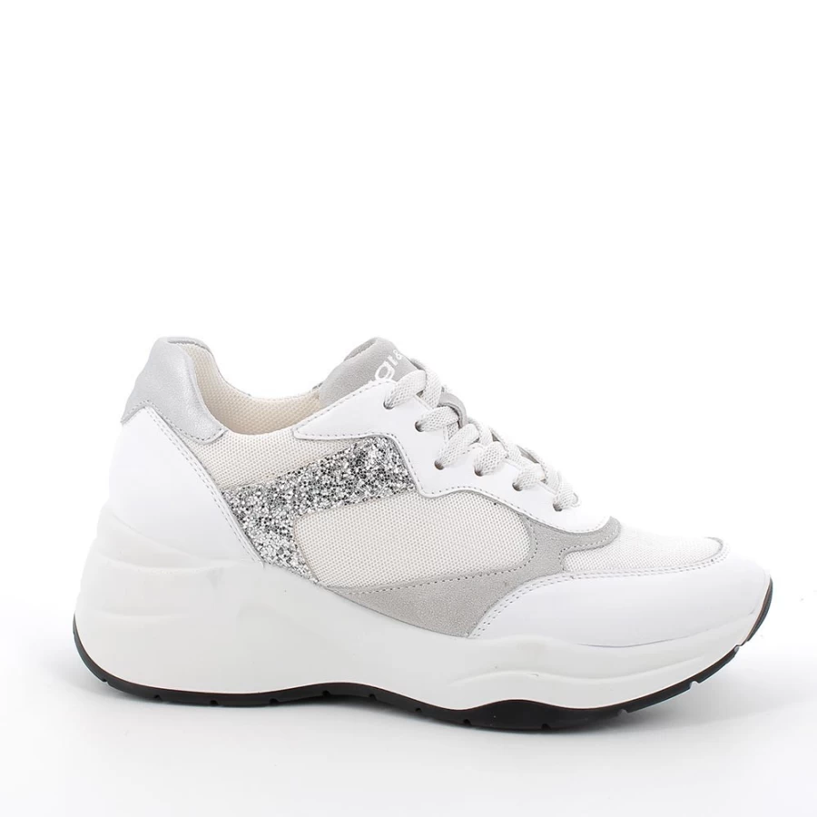 "Igi&Co Women's White Wedge Sneakers - Fashionable Comfort Footwear"