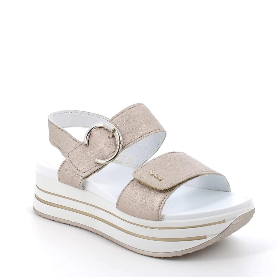 "Igi&Co Women's Leather Wedge Sandals in Champagne"