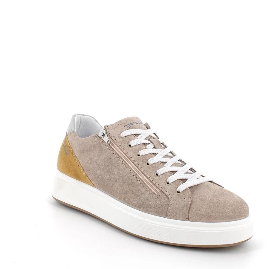 "Igi&Co Men's Beige Leather Sneakers – Premium Comfort & Style"