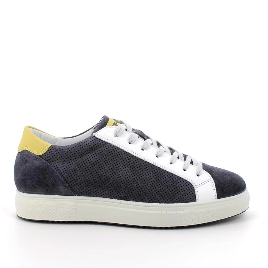 "Igi&Co Men's Leather Sneakers for Jeans - Stylish Casual Shoes"