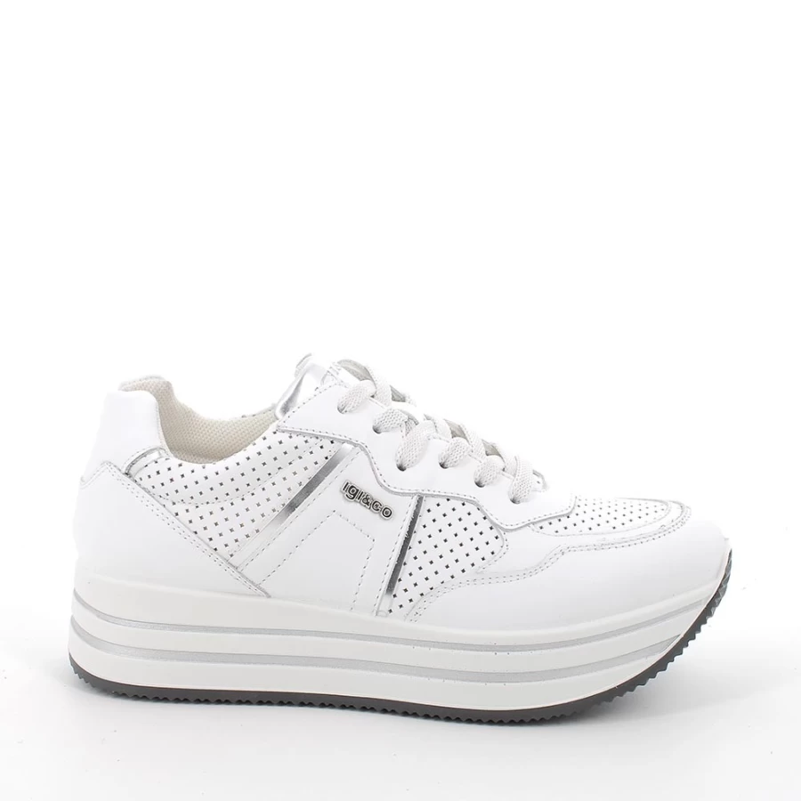 "Igi&Co Women's White Leather Wedge Sneakers for Style and Comfort"