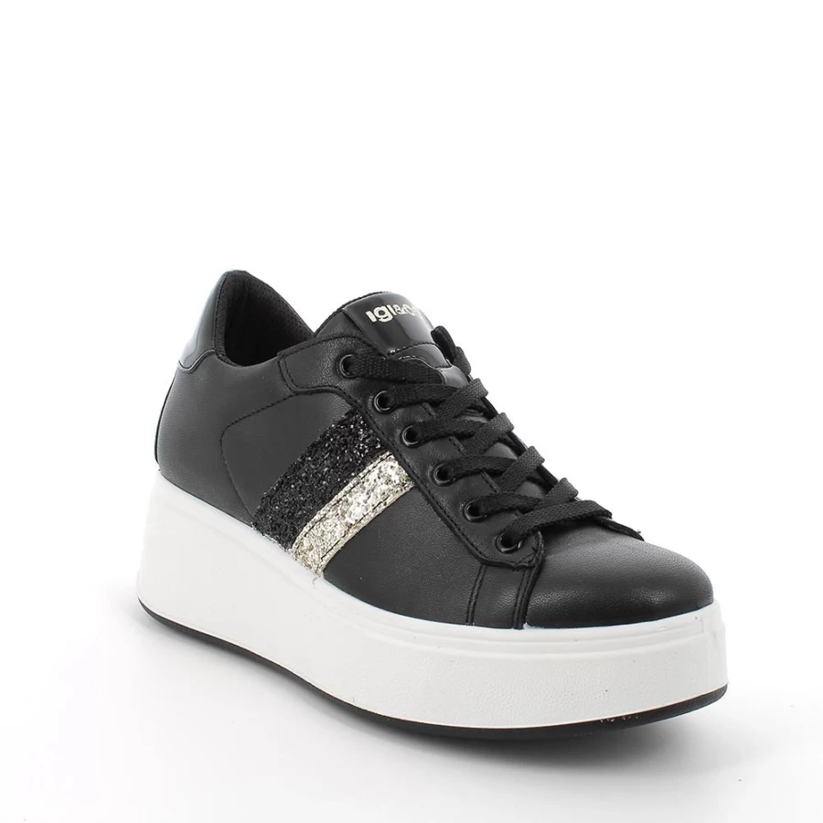 "Igi&Co Women's Black Leather Wedge Sneakers for Style and Comfort"