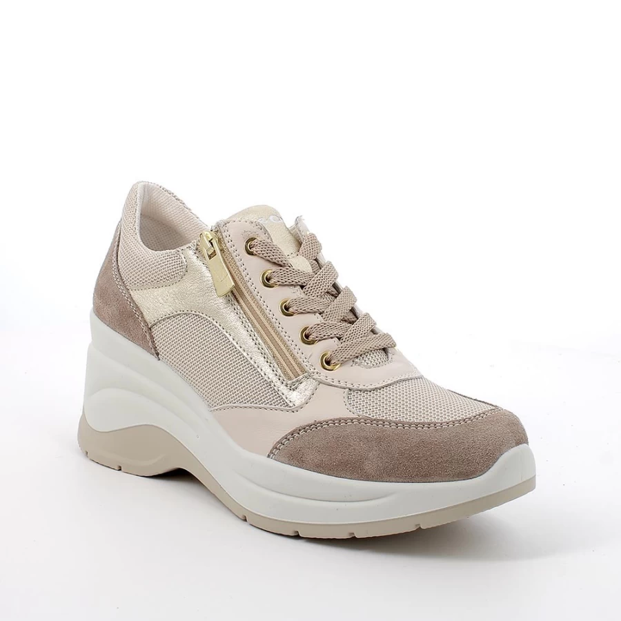 "Igi&Co Women's Light Brown Wedge Sneakers – Stylish & Comfortable"