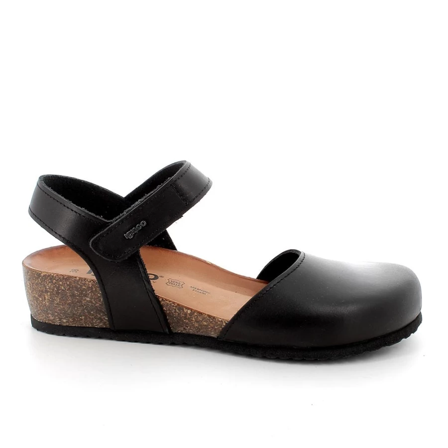 "Igi&Co Women's Black Leather Sandals – Stylish & Comfortable"
