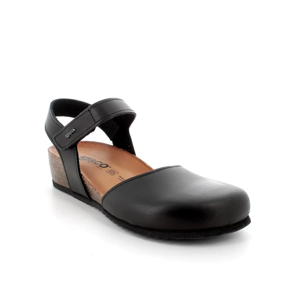 "Igi&Co Women's Black Leather Sandals – Stylish & Comfortable"