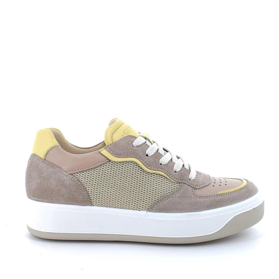 "Igi&Co Women's Light Brown Sneakers – Stylish & Comfortable Footwear"