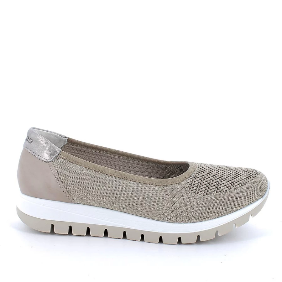 "Igi&Co Women's Mary Jane Shoes in Beige-Platinum | Classic Comfort & Style"